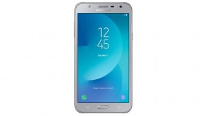 Дебютировал 5,5-дюймовый смартфон Samsung Galaxy J4 (2018)