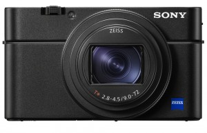 В продажу фотокамера Sony Cyber-shot RX100 VI поступит в июле по цене 1300 евро