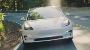 Tesla Model 3 готовится к запуску