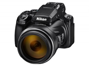 Nikon Coolpix P1000 с отличным зумом