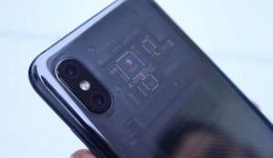 Xiaomi Mi 8 Explorer Edition появится в продаже 30 июля