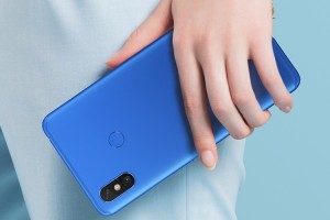 В продажу выходит третья цветовая модификация смартфона Xiaomi Mi Max 3 — синяя