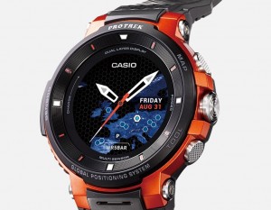 Защищенные смарт-часы Casio Pro Trek WSD-F30 оснащены двухслойным 1,2-дюймовым дисплеем
