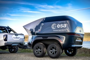 Объединение ESA и Nissan для создания внедорожной  космической станции