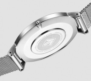 Xiaomi выпустила невероятно тонкие кварцевые часы всего за 25 долларов