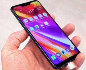Смартфон LG G7 Fit оценен в 25 тысяч рублей