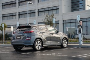 Электромобиль Hyundai Kona EV будет стоить менее 30000 долларов