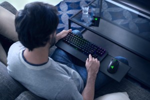 Razer продемонстрировал первую комбинацию беспроводной клавиатуры и мыши для Xbox One