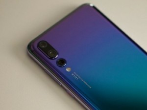 Флагман Huawei P30 Pro получит камеру с 10-кратным оптическим зумом