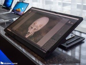 Ноутбук Lenovo Yoga A940 получил сенсорный дисплей с диагональю 27 дюймов