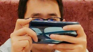 Xiaomi Mi 9 был замечен у официального представителя