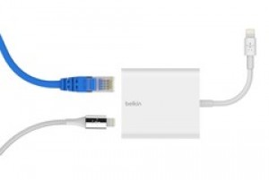 Ethernet Belkin с адаптером Lightning для проводного интернет соединения на iPhone или iPad 