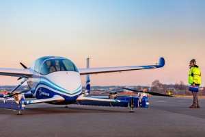 Boeing разработал беспилотный летающий электромобиль