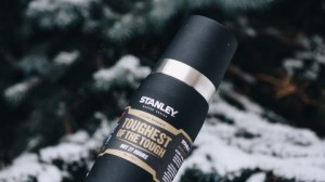 Термос Stanley – горячий чай даже в холодную погоду