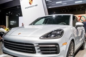 Porsche электрофицирует свой самый продаваемый автомобиль Macan