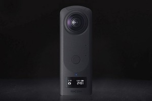 Ricoh анонсировала компактную камеру Theta Z1