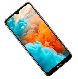 Huawei выпускает в продажу на российском рынке смартфон начального уровня Y6 2019