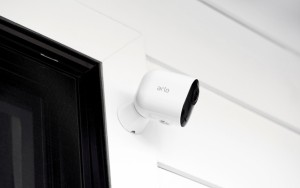 Arlo объявила о старте глобальных продаж беспроводной камеры видеонаблюдения Ultra