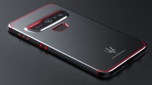 Концептуальный смартфон - Maserati GranTurismo