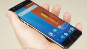 Смартфоны OnePlus 3 и 3T получили бета-версию Android Pie