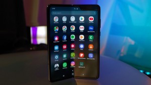 Samsung решила отложить запуск Galaxy Fold