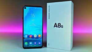 Смартфон Samsung Galaxy A8s обновили до Android 9 Pie