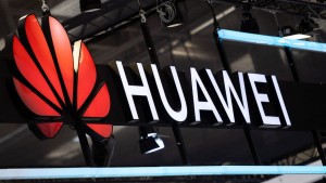 Готовая ОС Huawei появится этой осенью