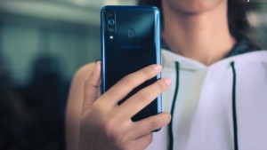 Представлен недорогой смартфон Samsung Galaxy M40