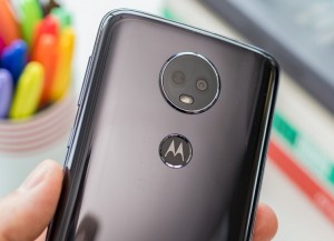 Motorola E6 Plus и его функции