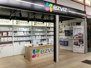 EZVIZ открыла свой первый оффлайн магазин в России