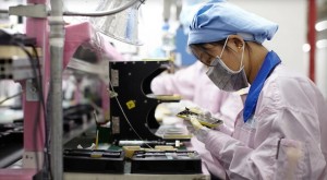 Apple рассматривает возможность переноса 30% производства из Китая