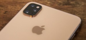 Производитель чехлов опубликовал новые рендеры iPhone 11 Max