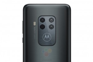 Характеристики и предполагаемая цена Motorola One Zoom с четырьмя камерами