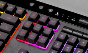 Новая полноразмерная беспроводная клавиатура с RGB, от Corsair