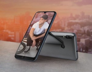 Представлен бюджетный смартфон Motorola Moto E6 Plus