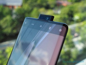 Vivo представила флагманский смартфон NEX 3 5G с уникальным экраном
