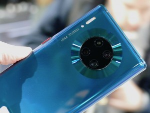 Производительность Huawei Mate 30 Pro проверили в бенчмарке Master Lu