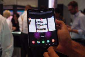 Samsung выпускает первое крупное обновление для Galaxy Fold