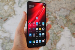 Смартфон Xiaomi Mi 9T получил глобальную прошивку 