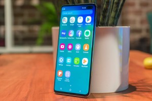 Samsung определилась с дизайном Galaxy S11 