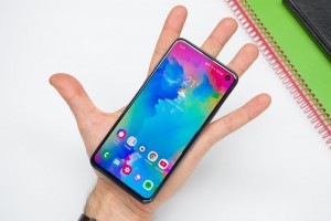 Samsung Galaxy S10 Lite засветился в бенчмарке