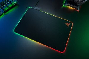 Razer анонсирует коврик для мыши Firefly V2 RGB