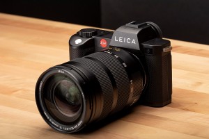 Представлена фотокамера Leica SL2