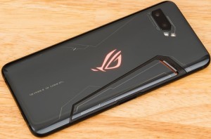 Стильный смартфон ROG Phone II Ultimate Edition