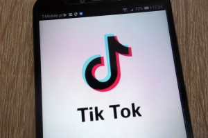 Приложение TikTok загрузили более 1,5 миллиарда человек