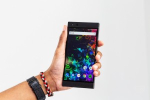 Игровой смартфон Razer Phone 2 подешевел до $250 