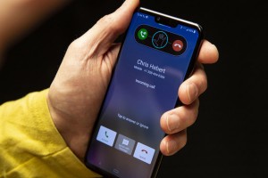 Смартфон LG G8 ThinQ получил Android 10