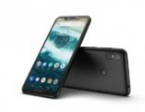 Motorola One Power получила обновление Android 10
