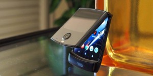 Ожидаемый смартфон Motorola Razr выйдет во второй половине этого года