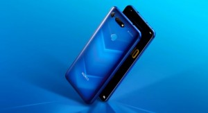 Популярный смартфон Honor V20 подешевел вдвое с момента продаж 
